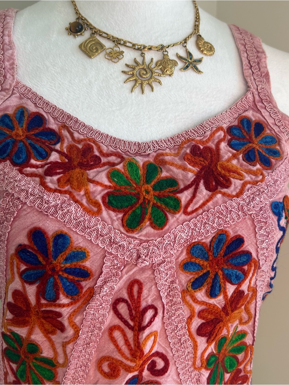 1990's Pink Boho Embroidered Floral Tie Back Top - Picture 2 of 6